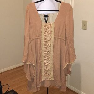Women’s Boho Chic Dress for all seasons!! Like New